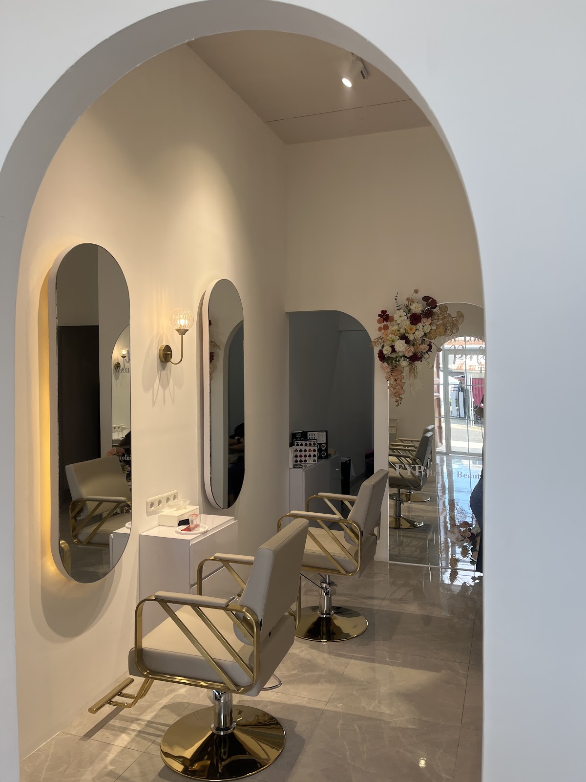 Mengapa FYP Hair & Beauty Salon Jadi Pilihan Utama Warga Cilacap?